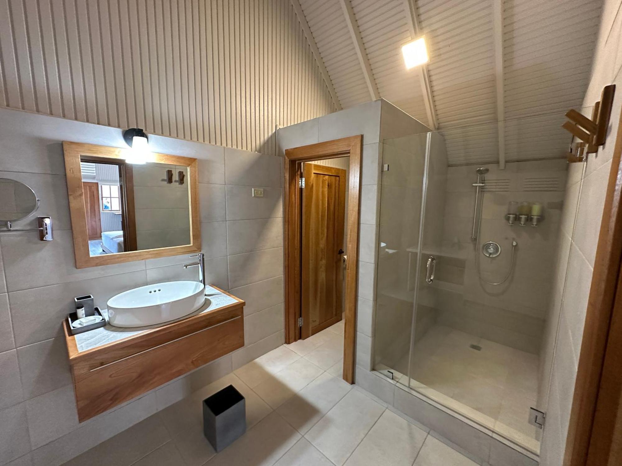 Hadco Experiences At Asa Wright Nature Centre Blanchisseuse Екстер'єр фото